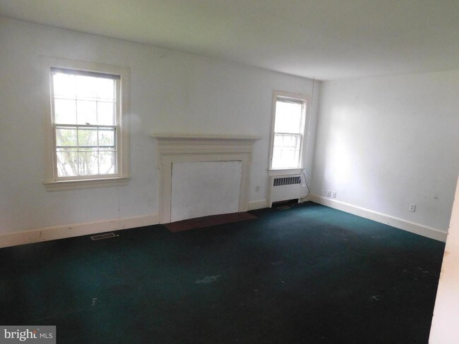 Building Photo - 1221 Dandridge St