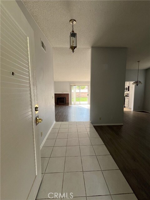 Building Photo - 44017 Kirkland Ave