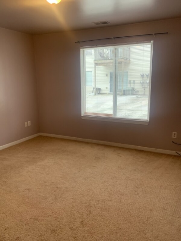 Building Photo - 30280 Wedgewood cr