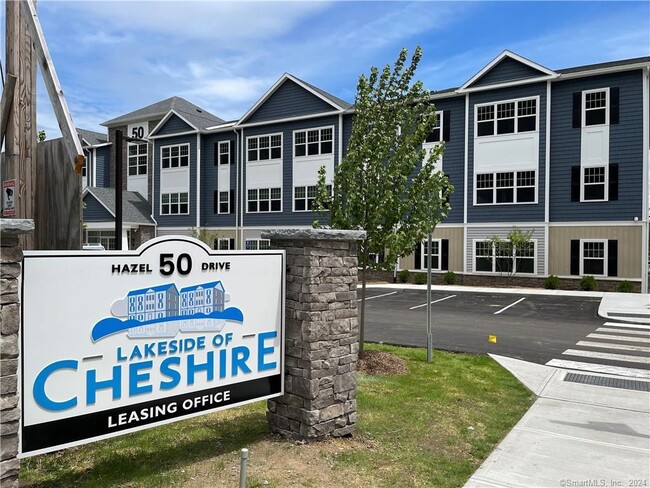 Building Photo - 60 Hazel Dr
