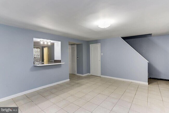 Foto del edificio - 1016 Dartmouth Rd