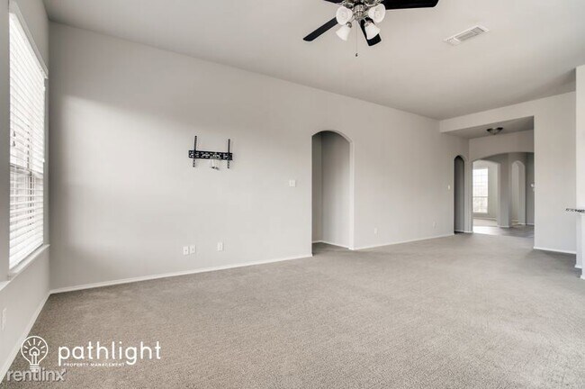 Foto del edificio - 3 br, 2.5 bath House - 213 Frontier Drive ...