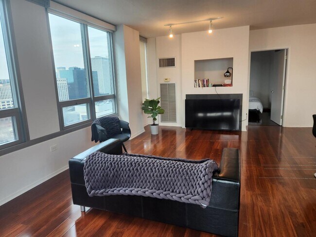 Foto del edificio - 701 S Wells St