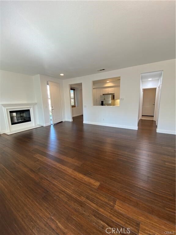 Foto del edificio - 28415 Casselman Ln