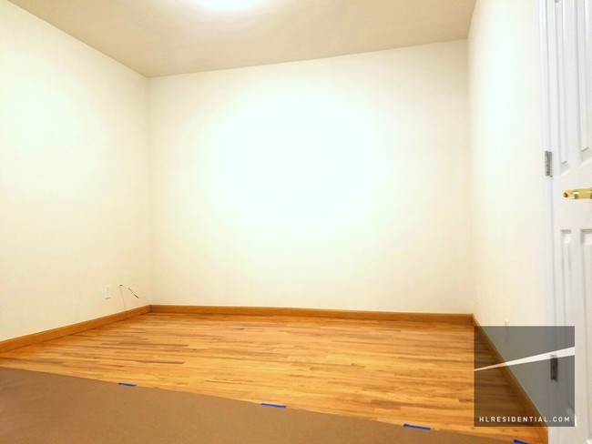 Building Photo - 3029 33rd St