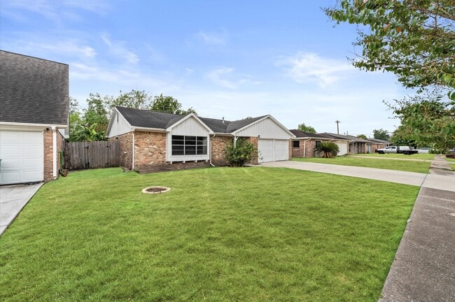 Foto del edificio - 11623 Carvel Ln