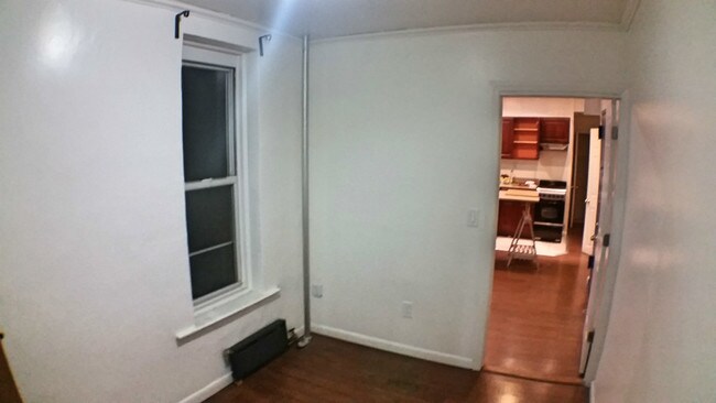 Foto del edificio - 501 1/2 E 83rd St