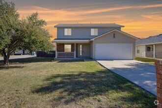 Building Photo - 3104 Tyler Ln