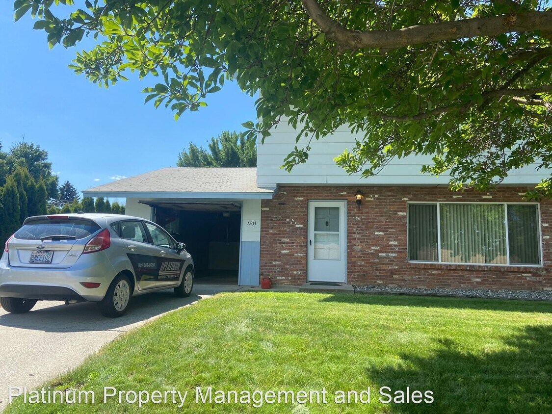 Foto principal - 3 br, 1.5 bath House - 1703 Jefferson St