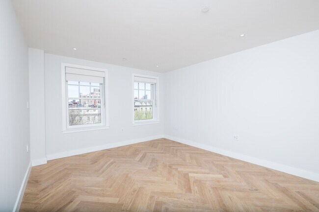 Building Photo - 12 Commonwealth Ave