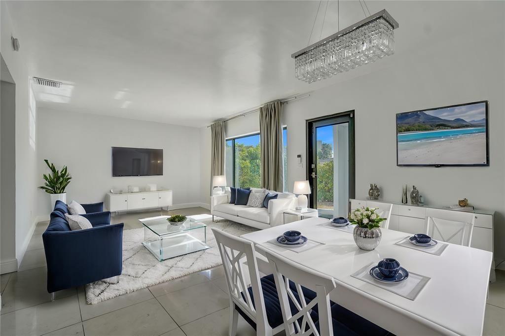 Foto principal - 775 81st St