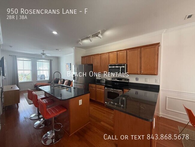 Foto del edificio - 950 Rosencrans Ln