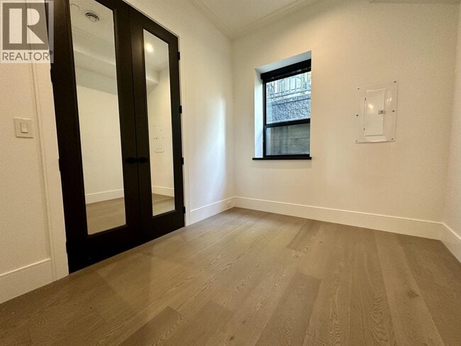 Photo du bâtiment - 660 St Andrews Rd