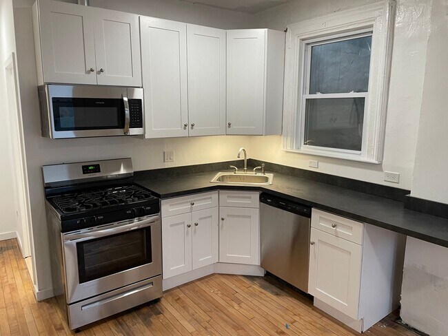 Foto del edificio - 1450 W 18th St