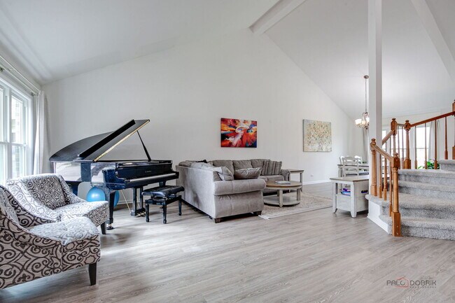 Foto del edificio - 212 Willow Pkwy