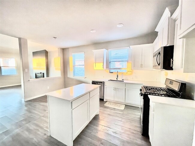 Building Photo - 1568 Glacier Rdg