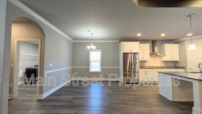 Foto del edificio - 6260 Saufley Pines Rd