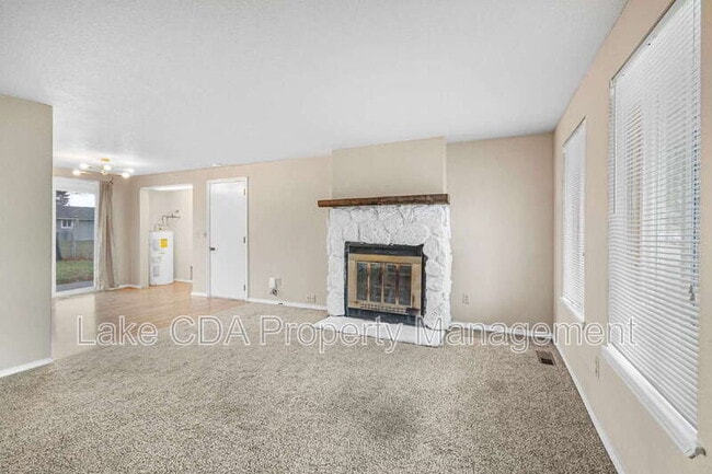 Foto del edificio - 1613 E Park Ln