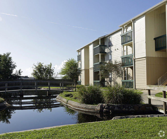 Building Photo - Willowbrook Apartments