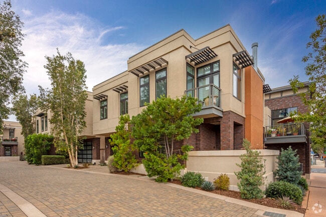 Building Photo - Marsh Street Commons