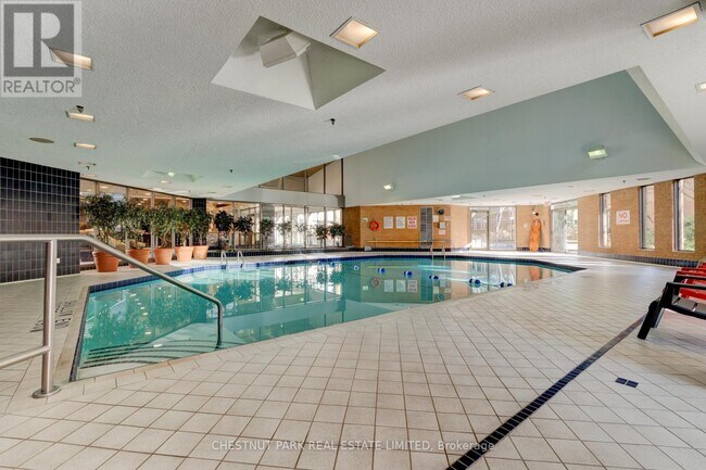 Building Photo - 131 Beecroft Rd