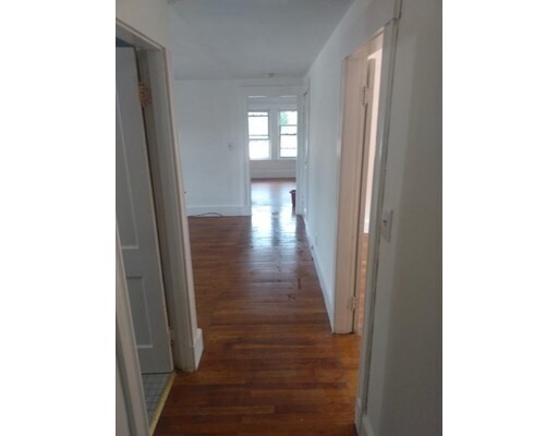 Primary Photo - 21 Highland Ave