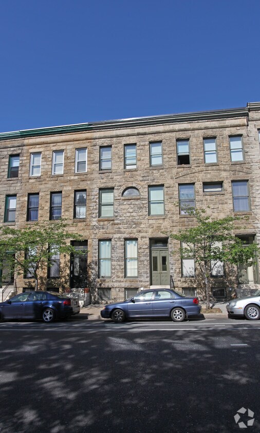 Foto principal - 1820-1830 Saint Paul St