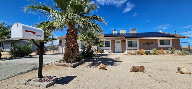 Building Photo - 74242 Pinon Dr