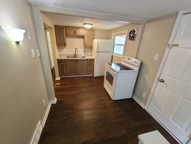 Kitchen2 - 1303 21st St NW