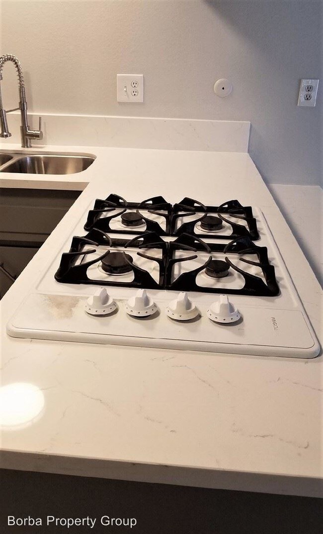 Foto del edificio - 3024 Topaz Ln