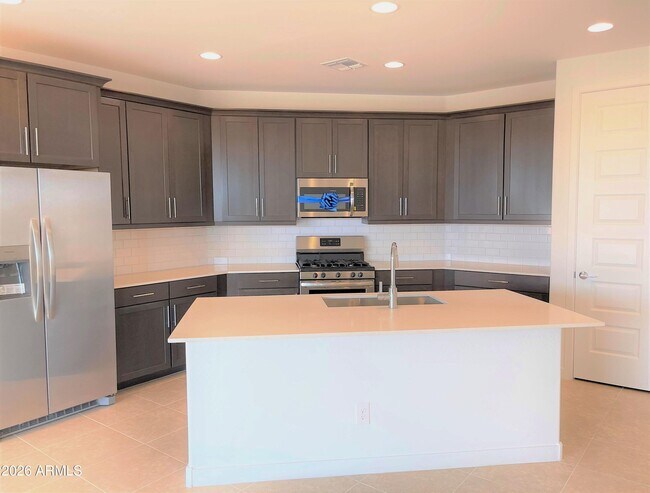 Foto del edificio - 9426 W Devonshire Ave