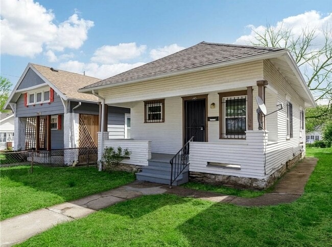 Foto del edificio - Charming Renovated 2 Bedroom Bungalow