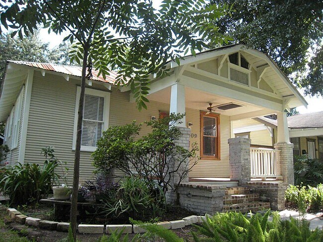 Foto del edificio - 4409 Blossom St