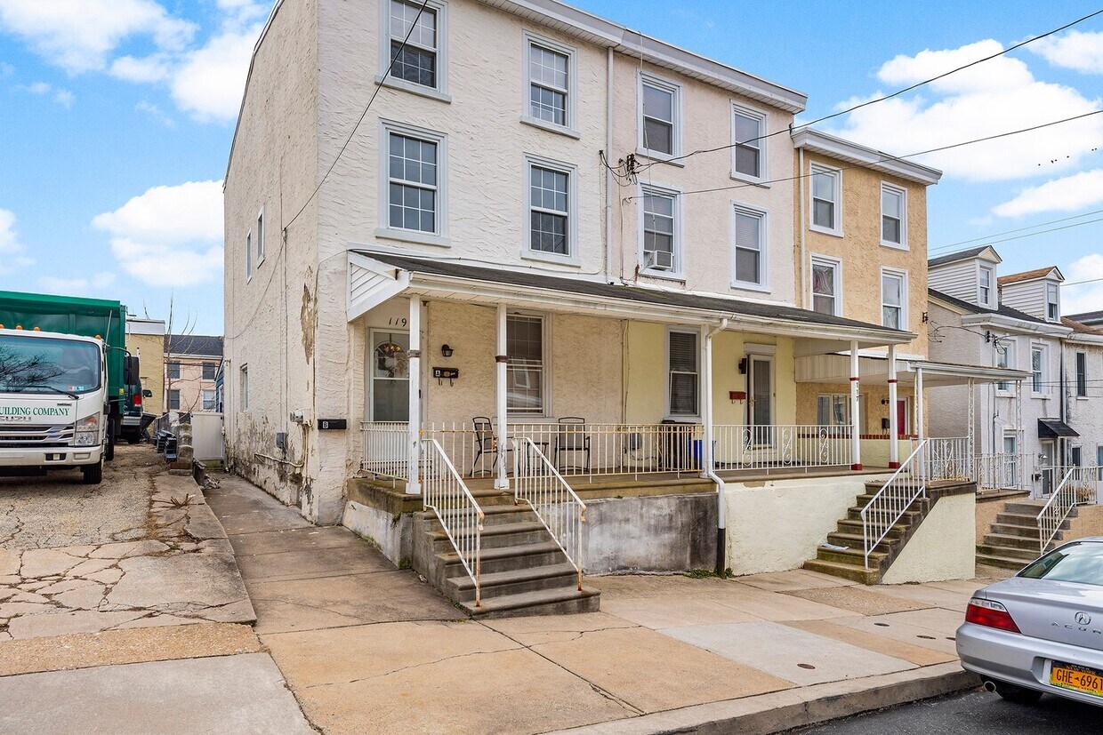 119 Vassar Street Apartment for Rent in Philadelphia, PA