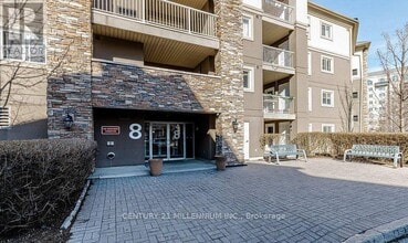 Building Photo - 8 Dayspring Cir