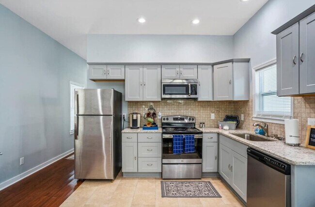 Foto del edificio - 490 Rockwell St SW