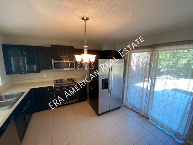 Building Photo - 2903 Alpine Pl