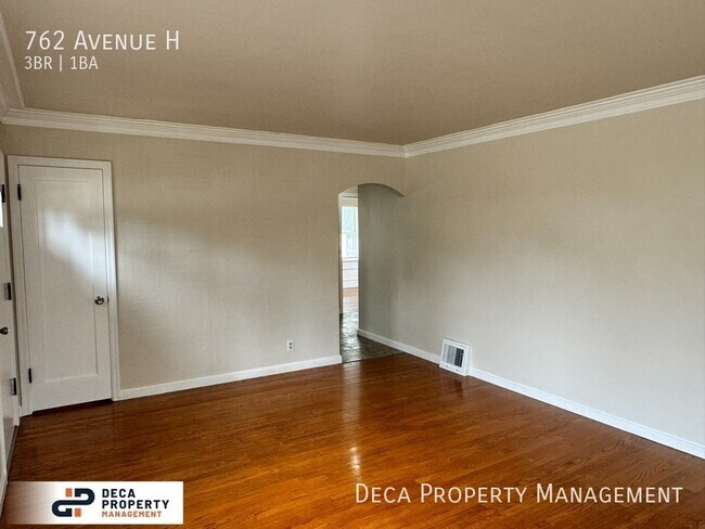 Foto del edificio - 3 Bedroom 1 Bathroom