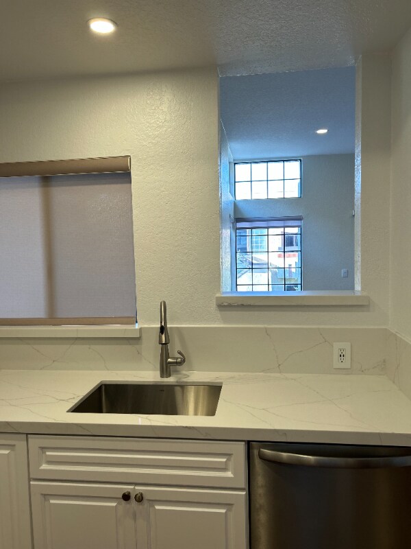 Foto del edificio - 2601 S Broadmoor Dr
