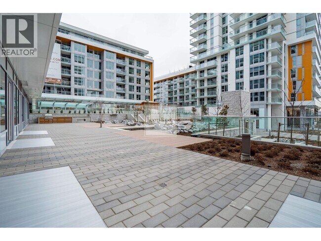 Building Photo - 455 SW Marine Dr