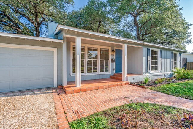 Building Photo - BEAUTIFUL SINGLE-STORY IN NORTHRIDGE, AHISD