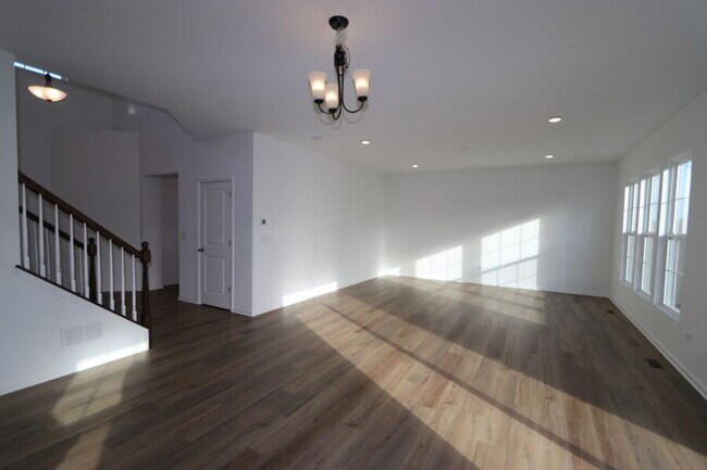 Foto del edificio - 608 Henry Ln