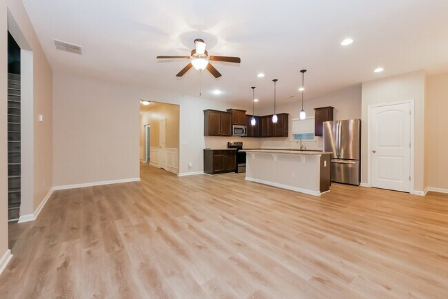 Foto del edificio - 108 Thomaston St