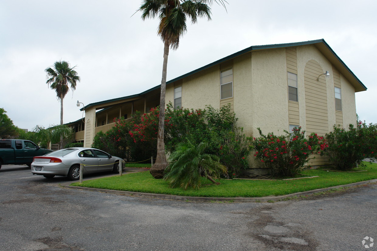 Primary Photo - Flour Bluff Apartments