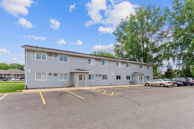 100296 66th Ave SW Unit 1, Cedar Rapids, IA 52404