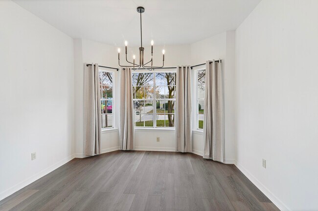 Dining Room - 2205 Audubon Trce