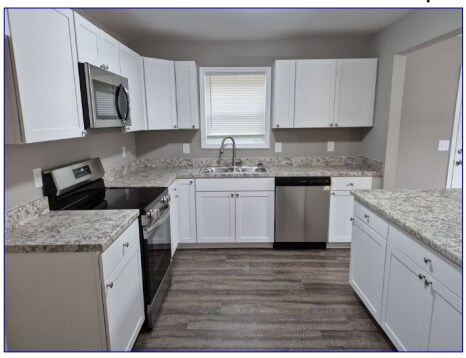 Building Photo - 362 Washington Dr