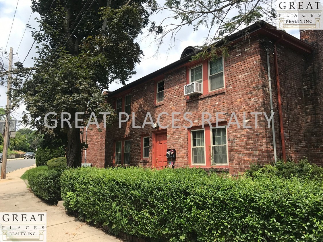 90 Undine Rd, Brighton, MA 02135 Room for Rent in Brighton, MA