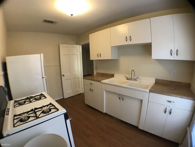 Building Photo - 1 br, 1 bath  - 2509 Enfield Rd