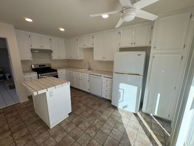 Foto del edificio - 3 Bed 2.5 Bath house